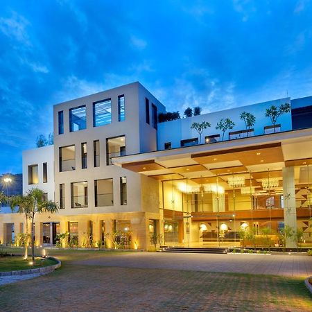 Hotel Divine Fort Palani Exteriör bild